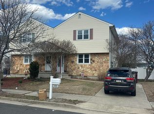 603A N Victoria Ave #A, Ventnor, NJ 08406