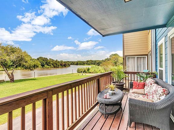Walk out on your spacious deck and view the great waterfront scenery.