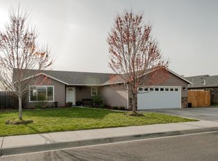 8437 Atlantic Ave, White City, OR
