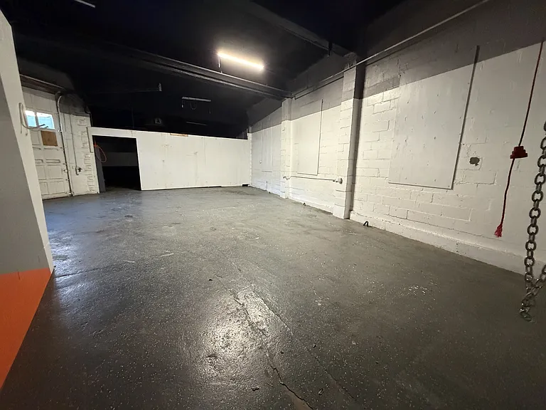 1160 Homestead St #1 — Photo 13