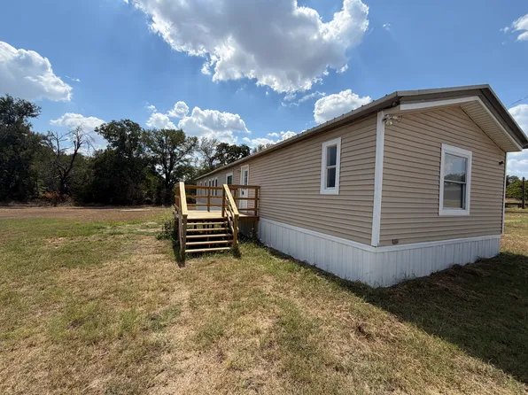 208 S Sabathney Dr, Weatherford, TX 76085