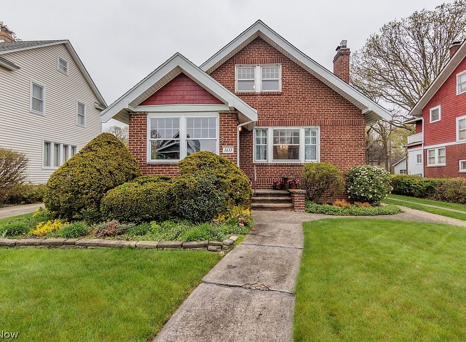 1611 Clarence Ave, Lakewood, OH 44107 Zillow