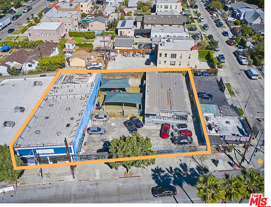 2nd image of 4605 W Pico Blvd