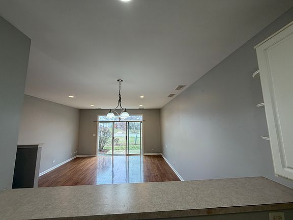 5th image of 1225 Brookdale Dr