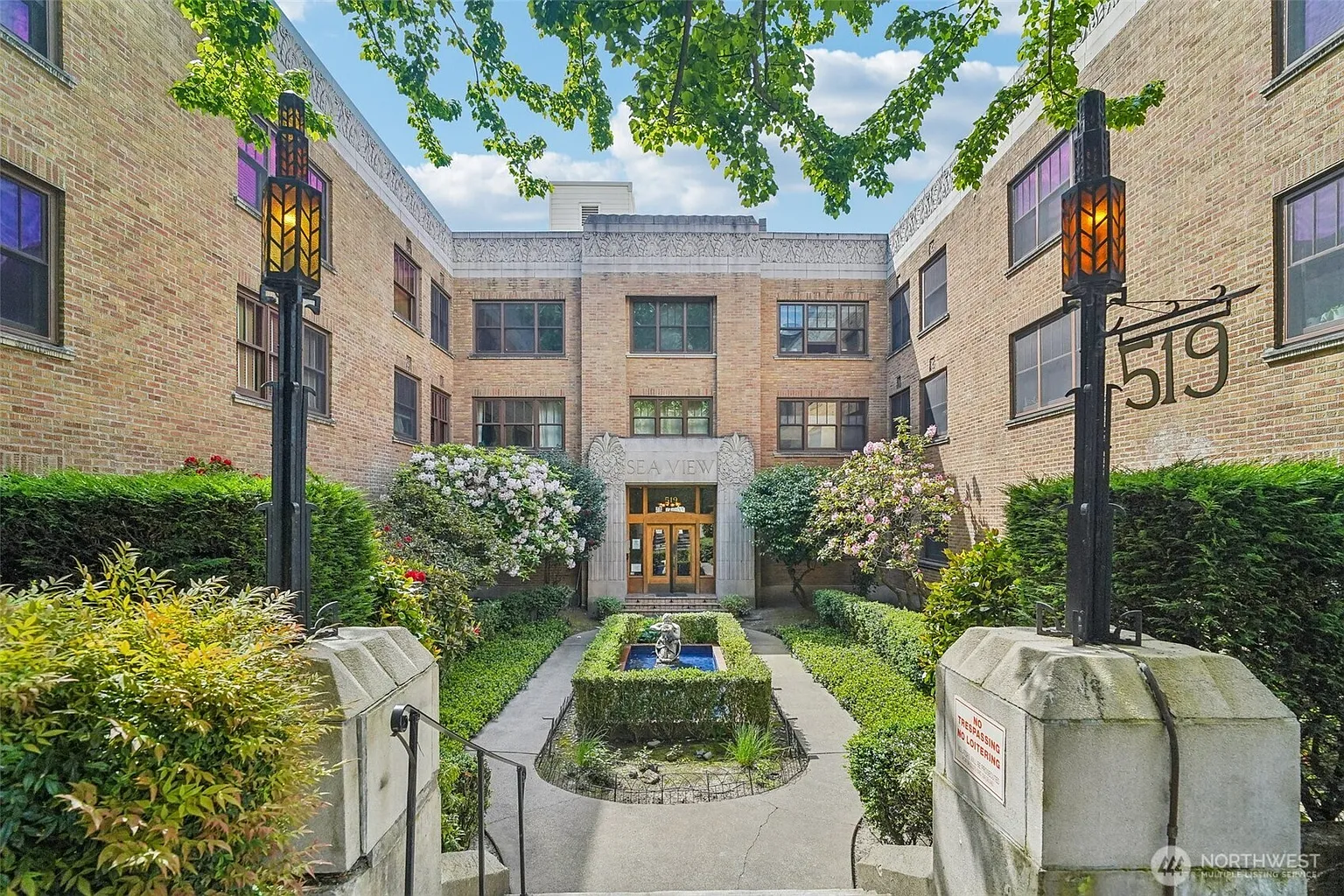 519 W Roy Street #309 photo 1