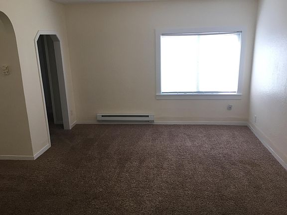 5th image of 6032 S Alder St