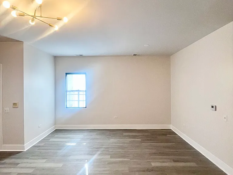 2258 S Sacramento Ave #1 — Photo 6