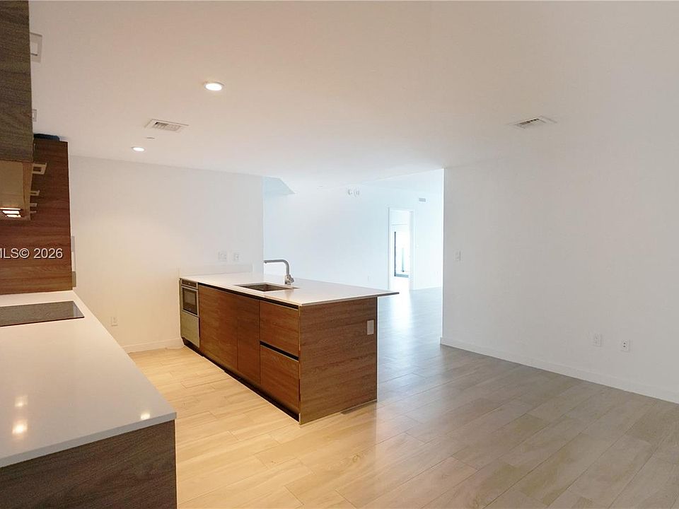 1st image of 1300 S Miami Ave #2610