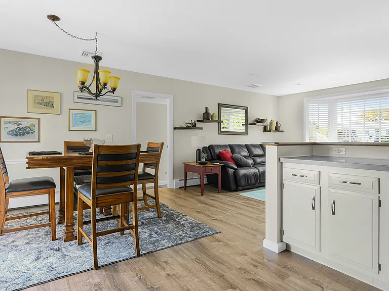 228 Wood Hill Rd — Photo 10
