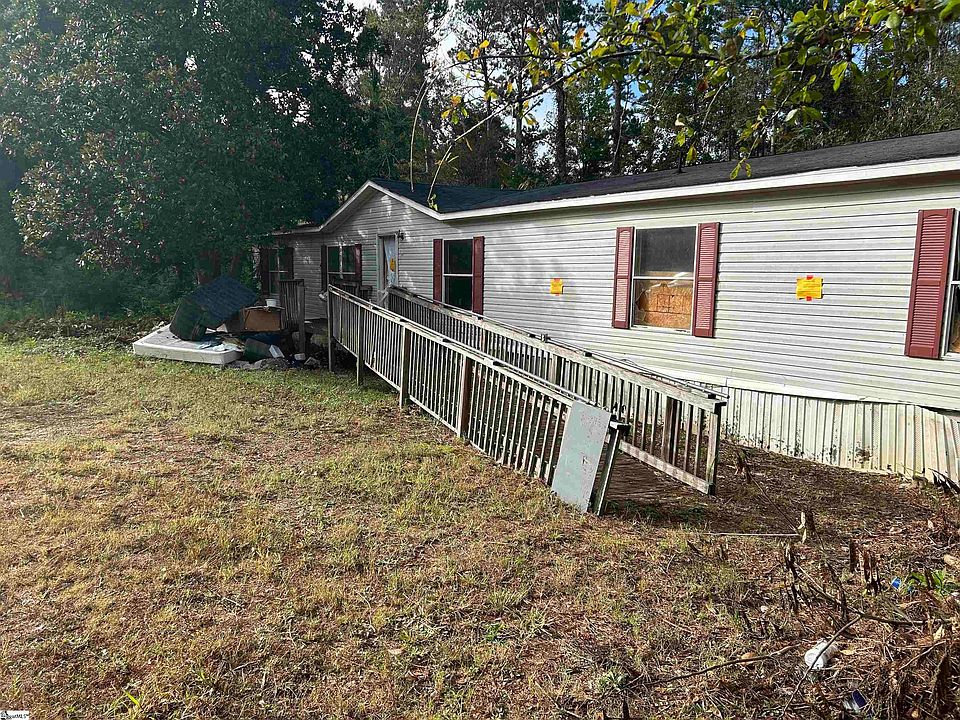2nd image of 7687 Riverfork Rd