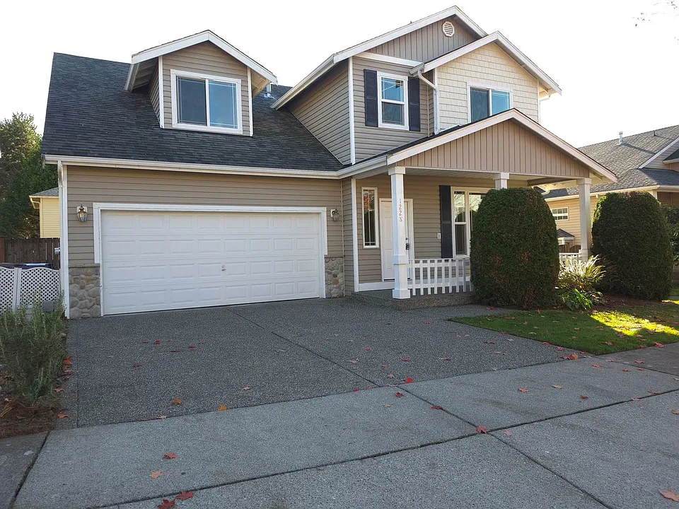1228 175th Pl SW