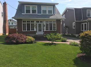 27 Summit Ave, Broomall, PA 19008