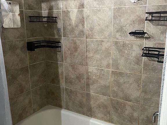 5th image of 1020 George Pl Floor 1