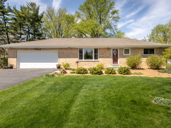 7522 Brookbank Rd, Willowbrook, IL 60527