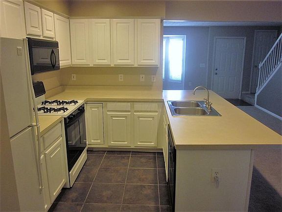 4th image of 2987 Glenloch Cir