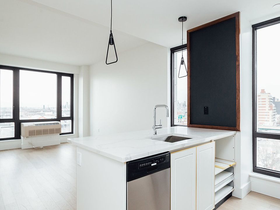 1st image of 635 5th Ave #1206