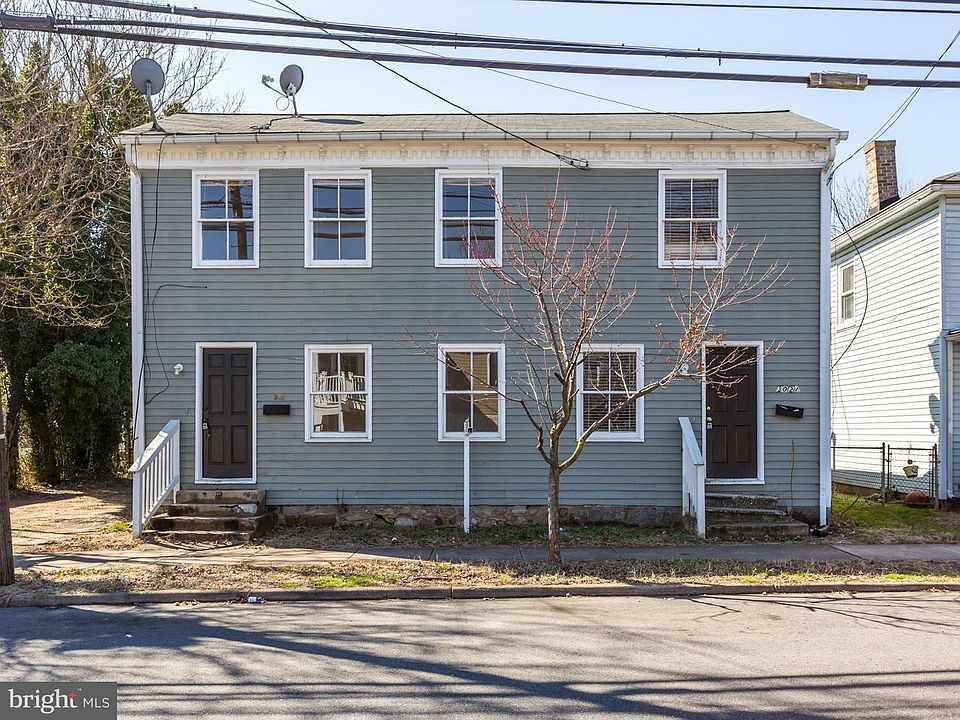 1st image of 302 Charles St