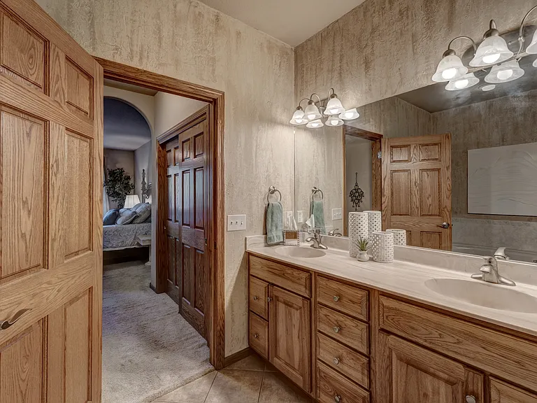 4726 Dornoch Ct — Photo 34