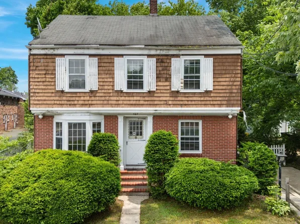107 Allds Street, Nashua, NH 03060