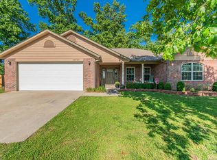 25720 S Pin Oak Dr, Tahlequah, OK 74464