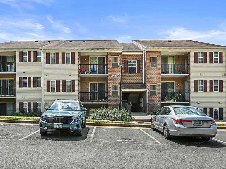 14905 Rydell Rd #202 — Photo 23