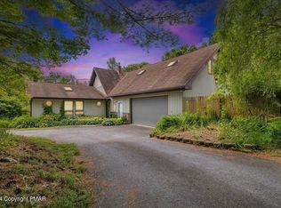 615 Twin Flower Cir, Kunkletown, PA