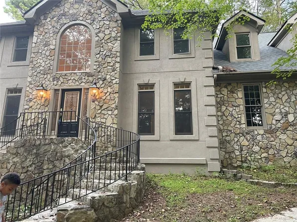 3790 Belle Glade Trl W, Snellville, GA 30039