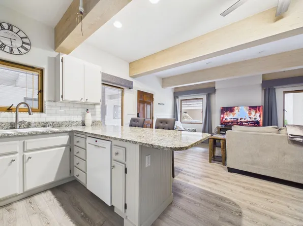 351 S 2nd Ave #602, Ketchum, ID 83340