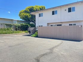 325 Chestnut Ave, Carlsbad, CA