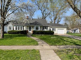 665 S Fraser Ave, Kankakee, IL 60901