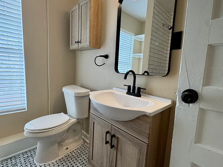 2020 Linden Ave — Photo 30