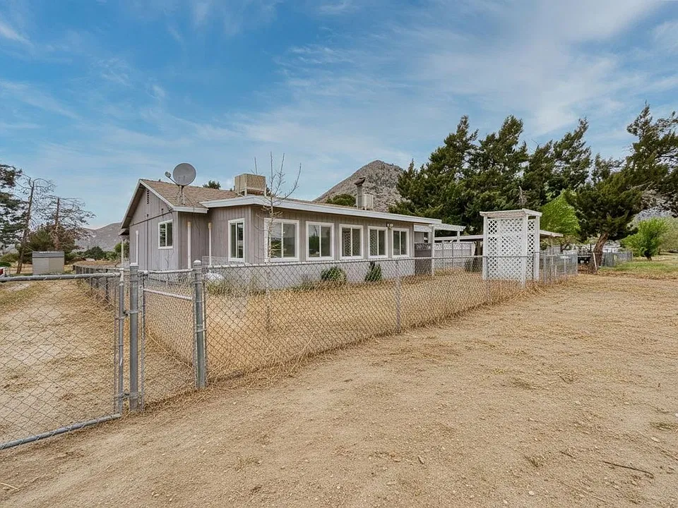 8119 Tamarisk Rd
