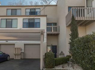 171 Shore Rd, Glen Cove, NY 11542