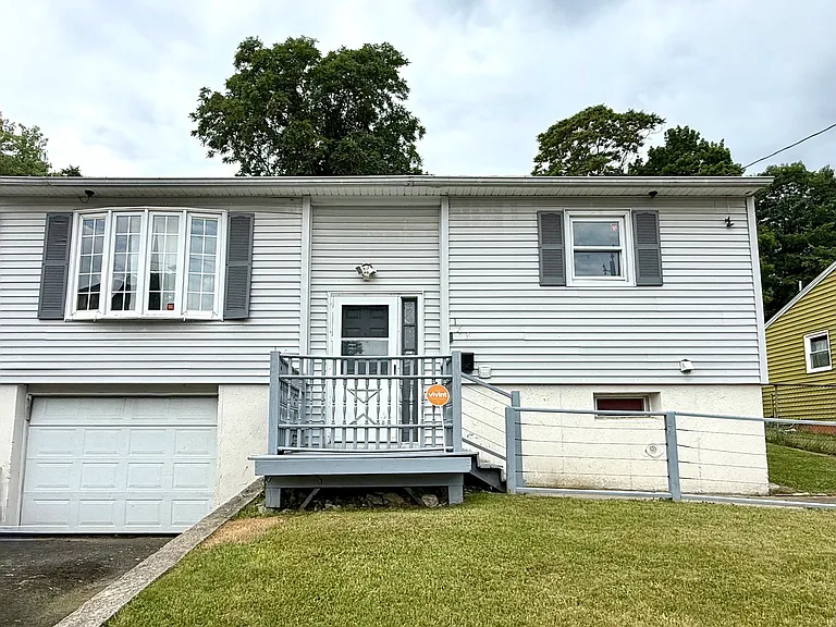 163 Alder St — Photo 1