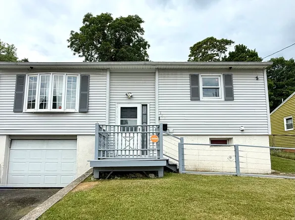 163 Alder St, Waterbury, CT 06708