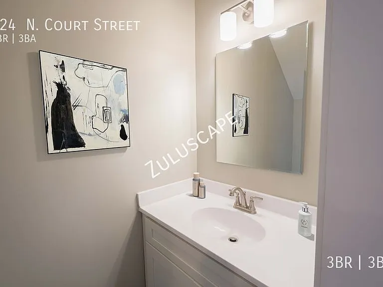 924 N Court St — Photo 9