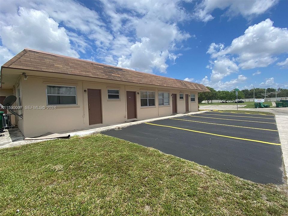 1st image of 5200 NW 18th Pl #5204