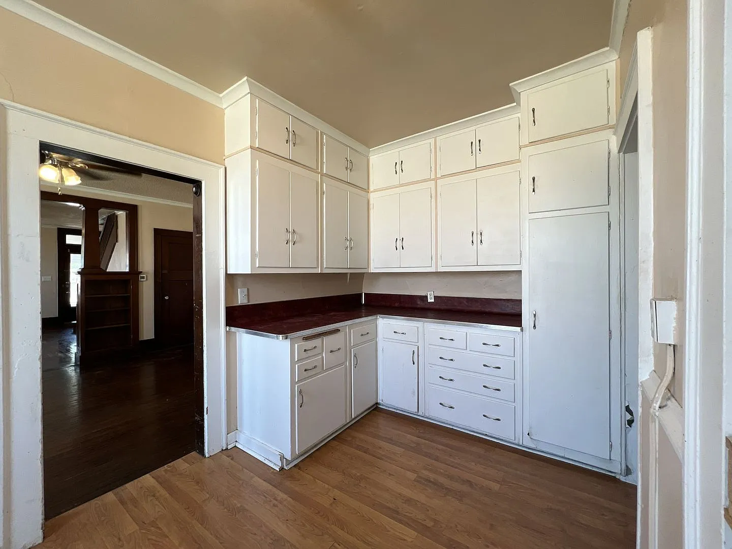 93 Kaufmann Ave — Photo 3