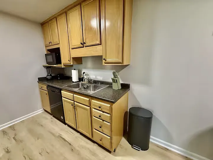 5617 Hornaday Rd #J — Photo 31