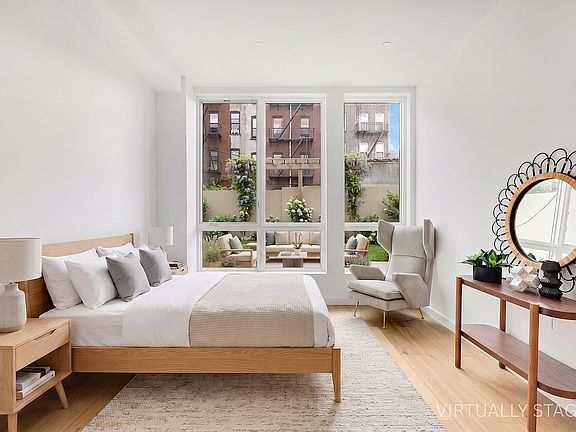4th image of 136 14th St Unit Garden