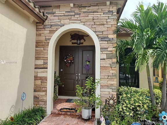 4th image of 5010 NW 48th Ln