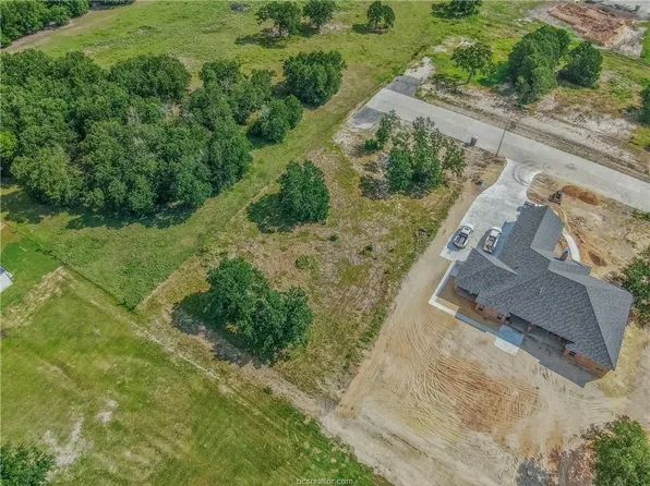 4400 Williams Creek Dr, College Station, TX 77845