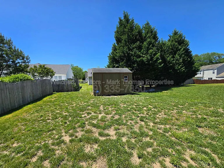 6308 Saybrooke Dr — Photo 17