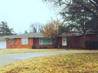 616 Cedar Ln, Frederick, OK 73542