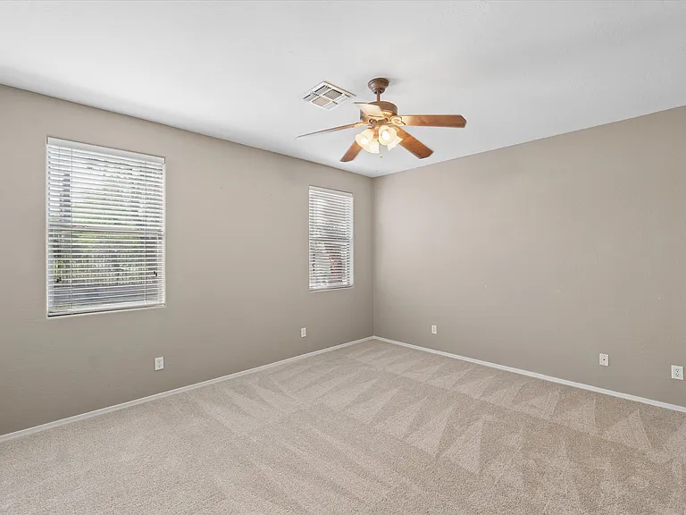 2519 E Fremont Rd — Photo 11