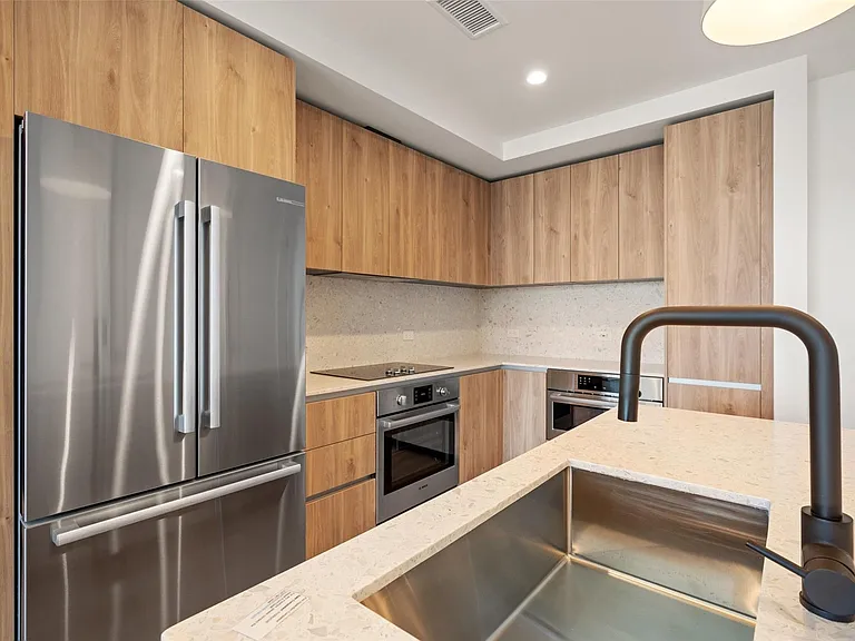 84 East Ave #1803 — Photo 7