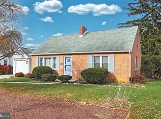 123 Homeland Rd, York, PA 17403