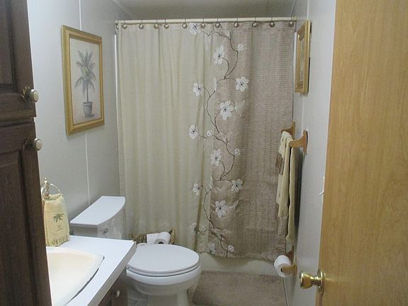 2nd image of 503 Middle School Cir