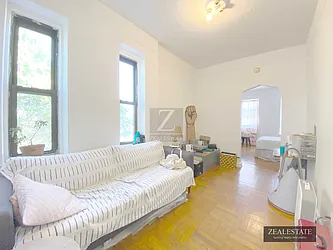 Rented by ZealEstate Group Inc