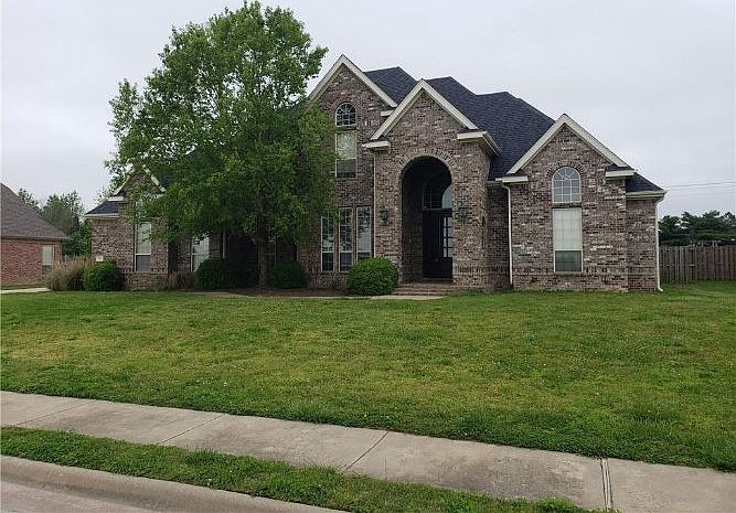 1st image of 311 Florence Dr